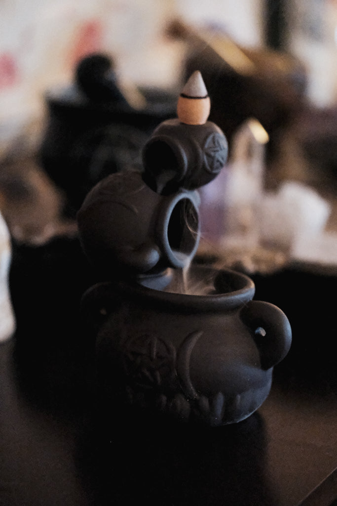 Cauldron Backflow Incense Burner – Tamed Wild