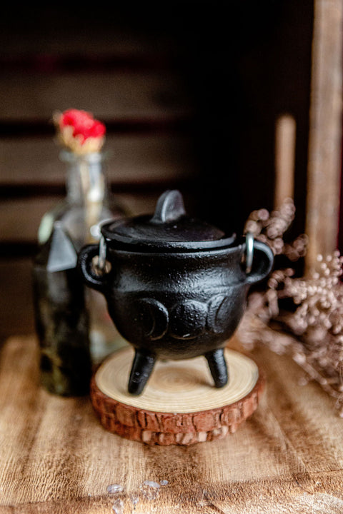 Triple Moon Cast Iron Cauldron